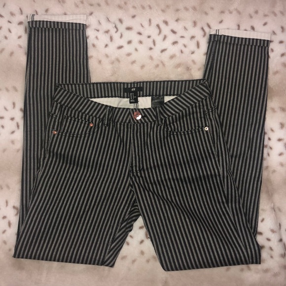 H&M PANTS - Picture 1 of 10